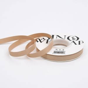 Satin-Blumenband - Tee mit Milch - Rolle 1 cm x 18 m