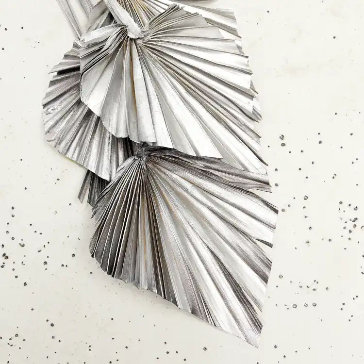 Palm Spear Silver Palma suszona srebrna.png